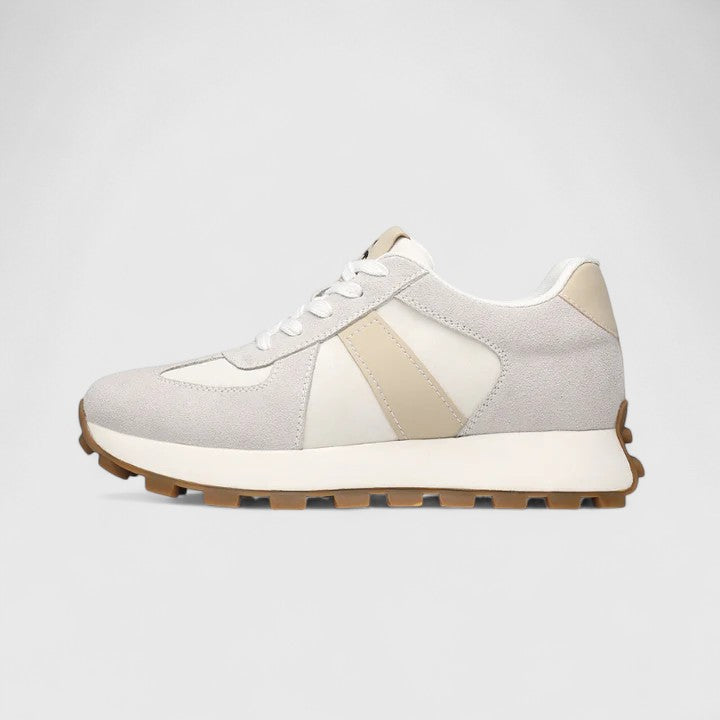 Sarah - Classic Everyday Sneakers