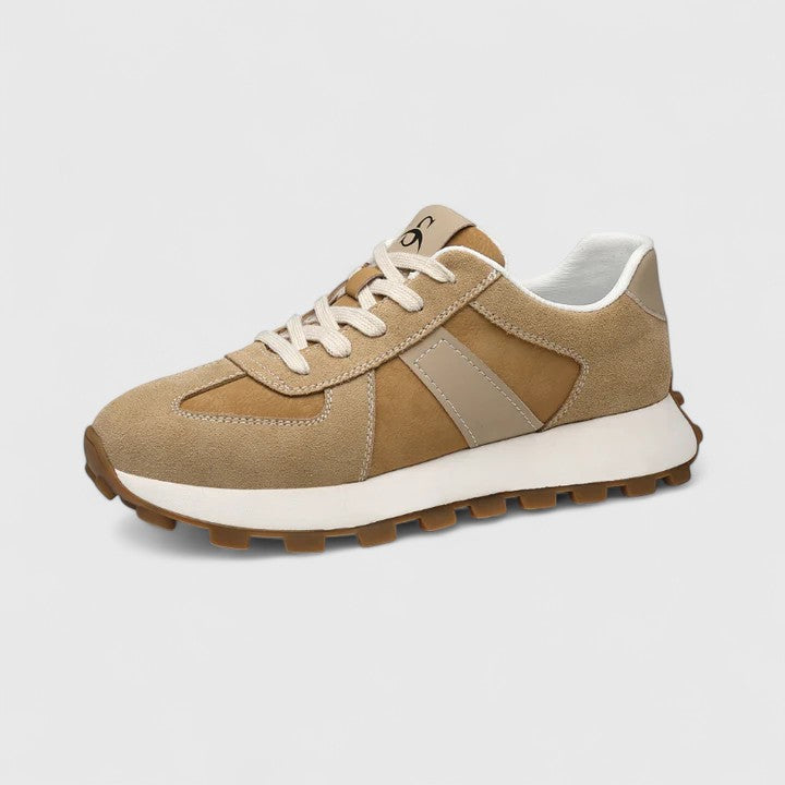 Sarah - Classic Everyday Sneakers