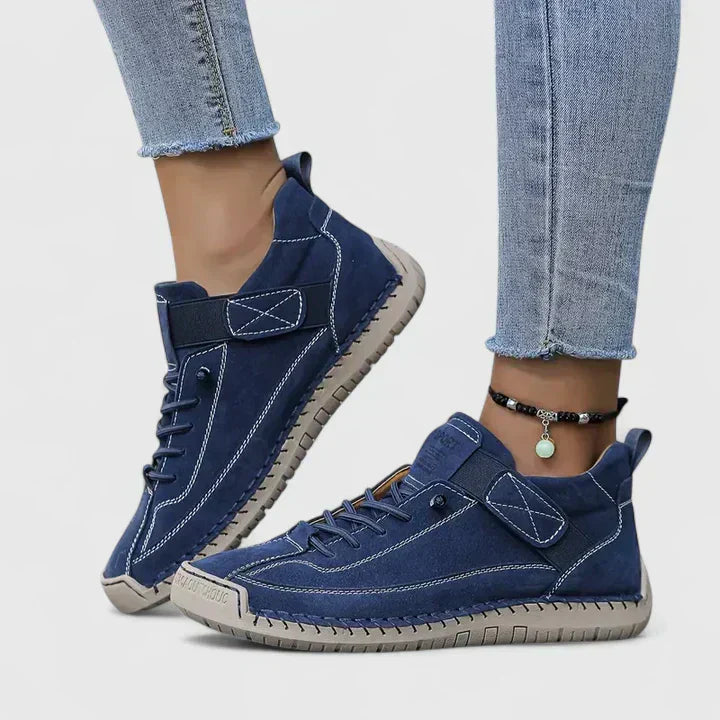 Isabelle - Adjustable Comfort Sneakers