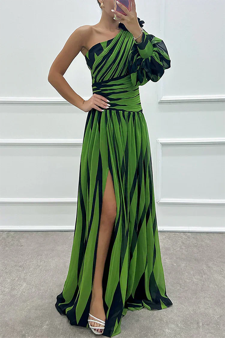 Juliana - Elegant Slit Maxi Dress