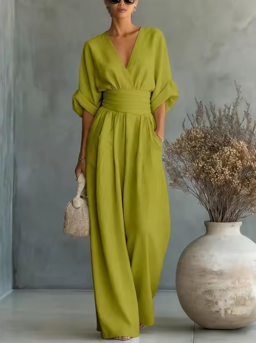 Margaret - Flattering V-Neck Jumpsuit
