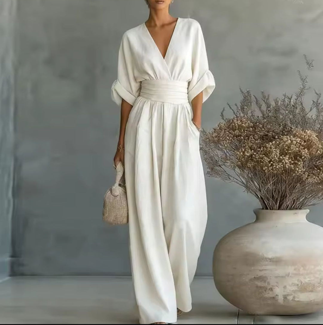 Margaret - Flattering V-Neck Jumpsuit
